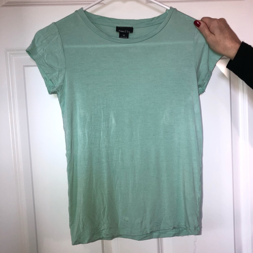 Rue21 T-shirt